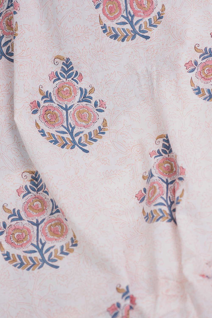 Block printed fabrics - Matkatus 