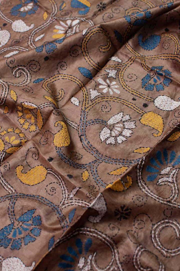 Embroidered Blouse - Matkatus 