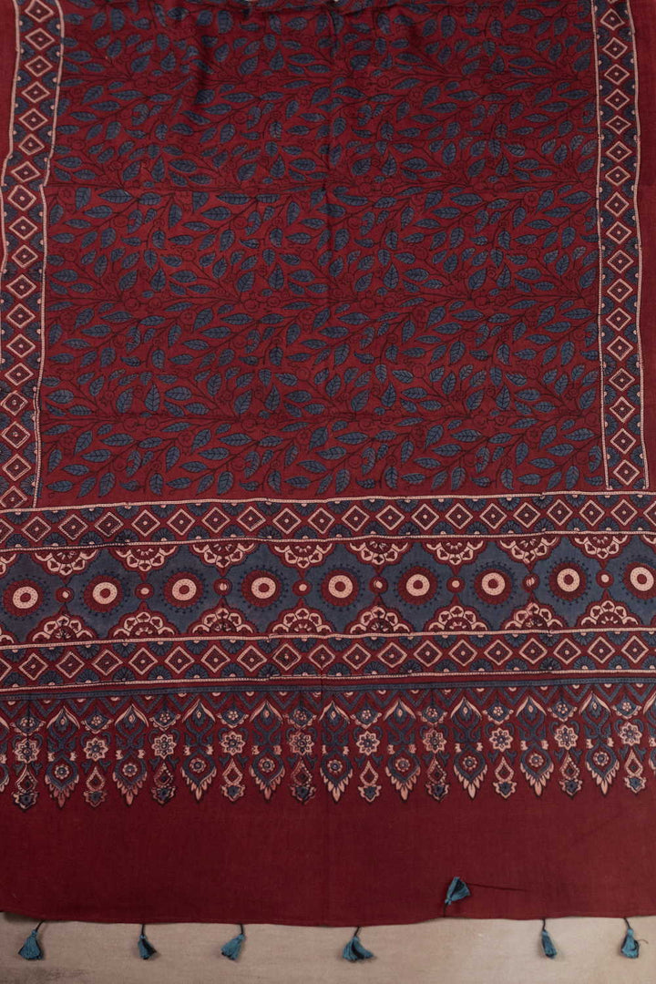 Ajrak Print Dupatta - Matkatus 