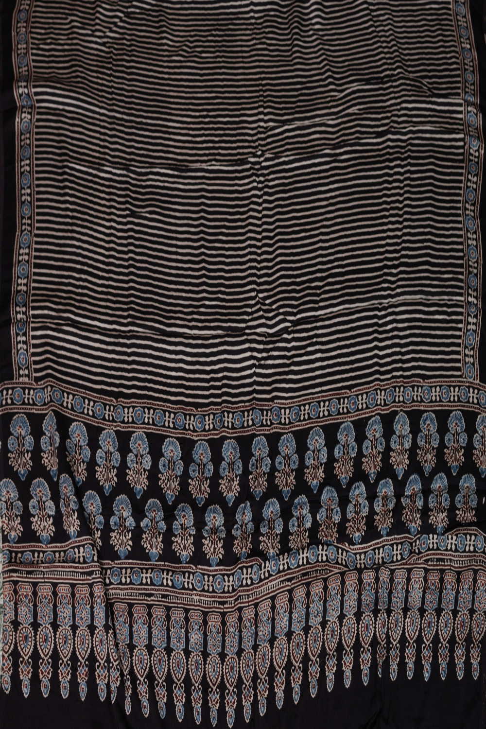 Unstitched Suits - Matkatus 