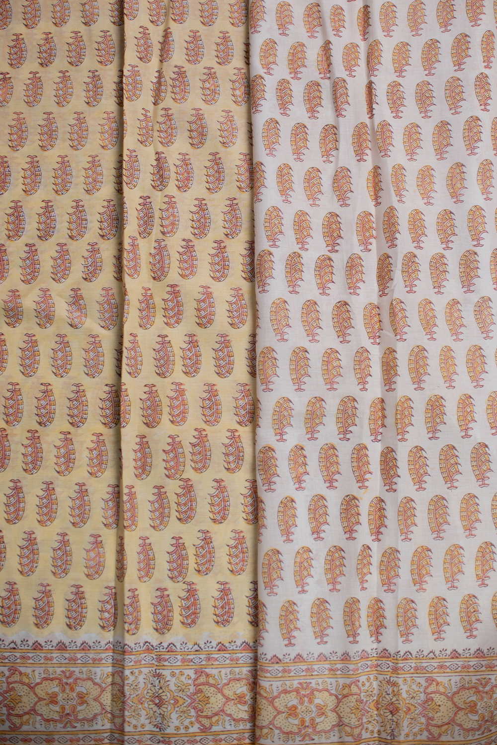 Motifs on Yellow Block Printed Mul Cotton saree