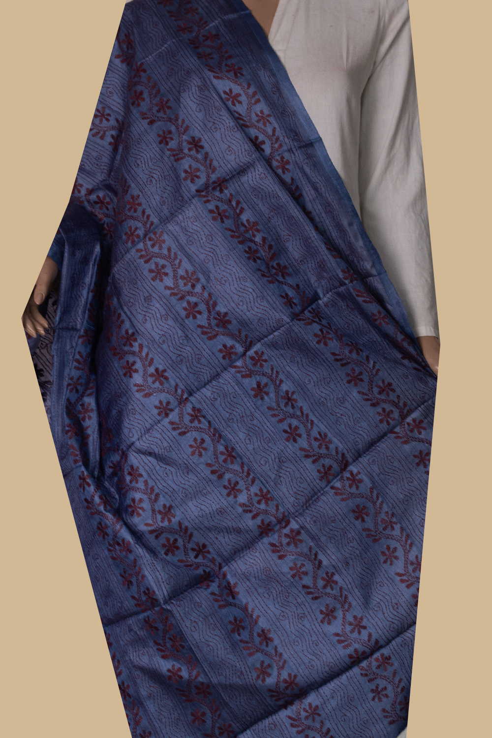 Kantha Silk Dupatta - Matkatus 