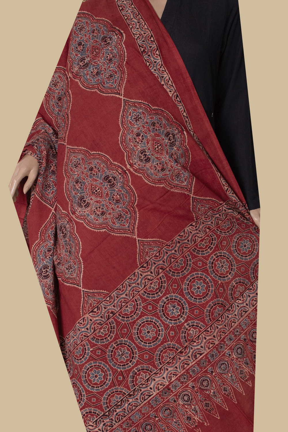 Ajrak Dupatta - Matkatus 