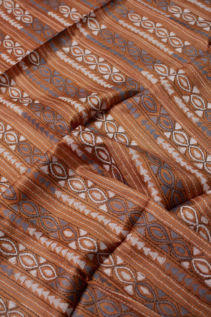 Embroidered Blouse - Matkatus 