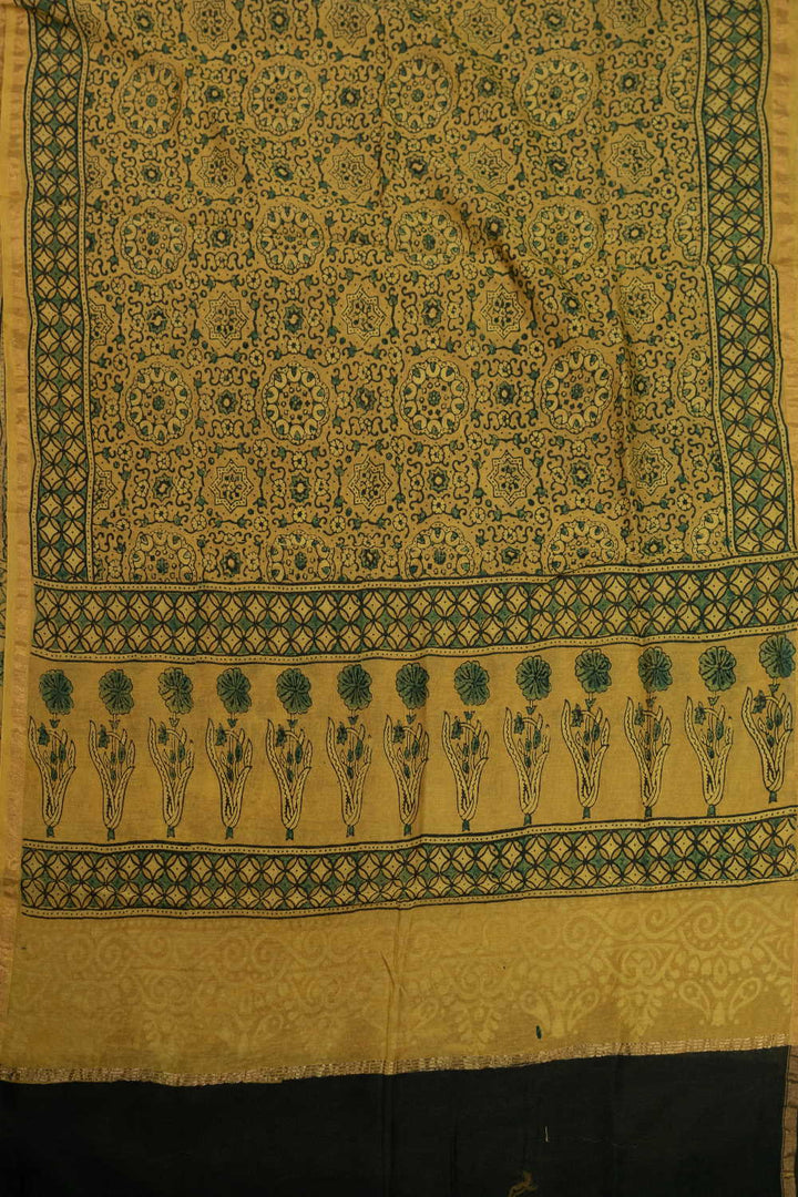 Unstitched Suits-Matkatus