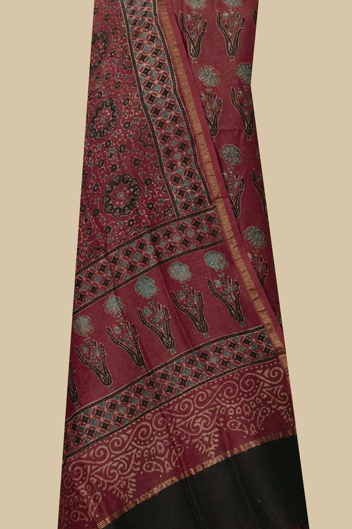 Ajrak Suits-Matkatus 