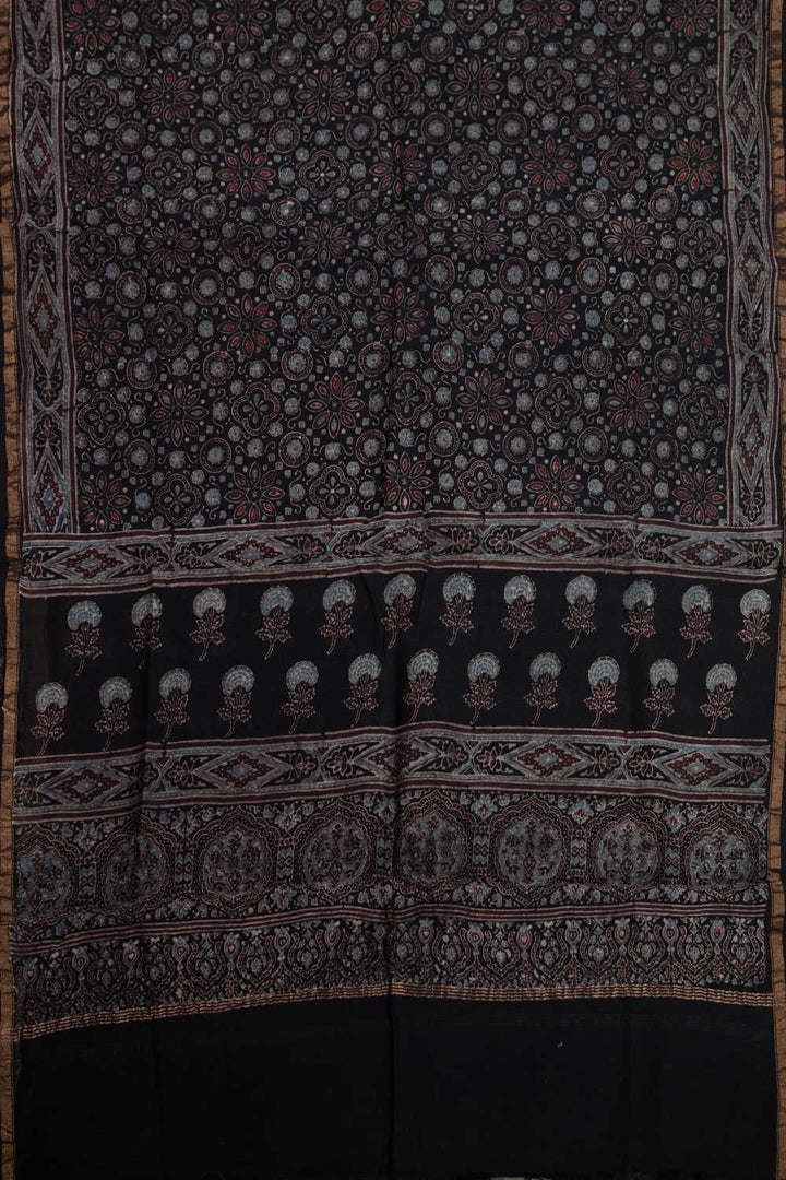 Unstitched Suits-Matkatus