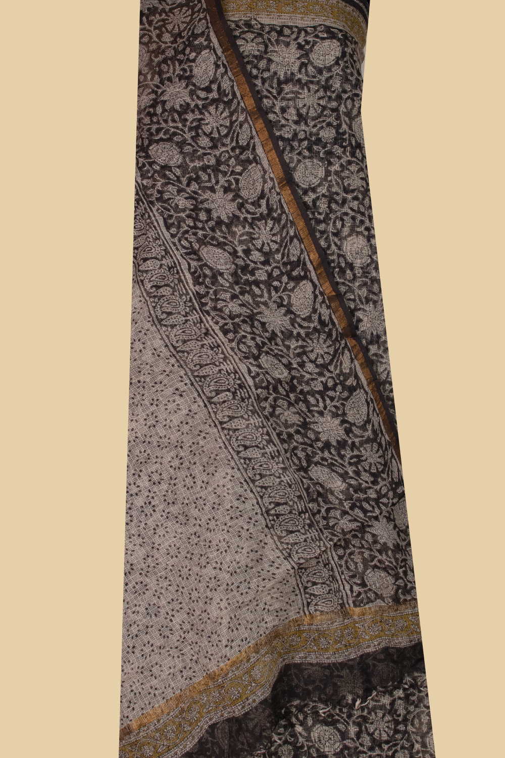 Unstitched Suits - Matkatus 
