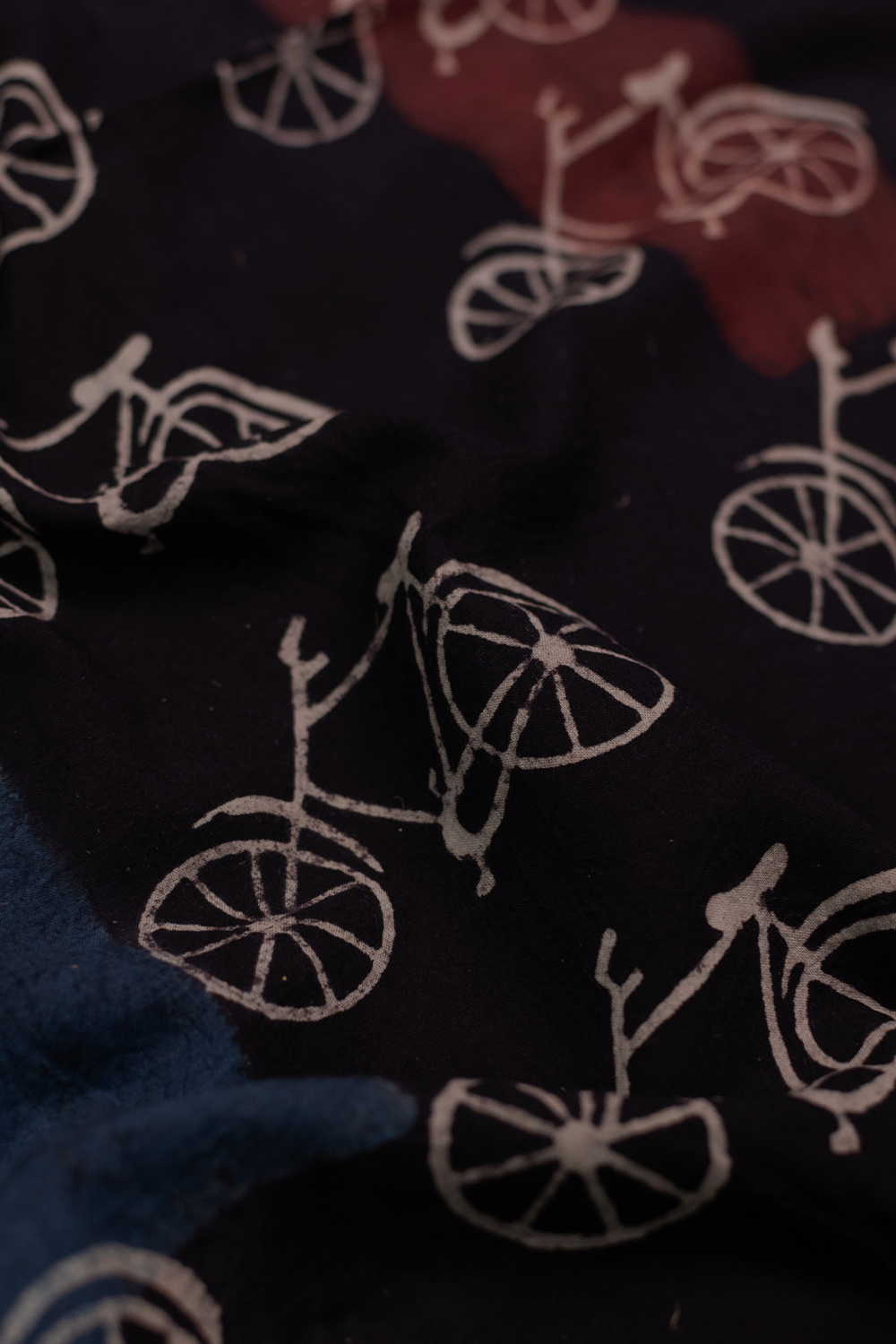Ajrak Fabrics- Matkatus 