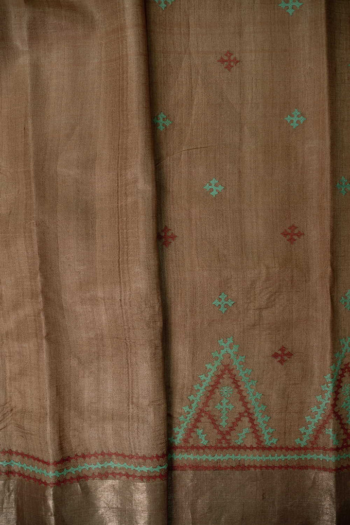 Kantha Sarees - Matkatus 