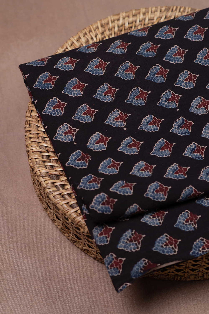 Ajrak Fabric - Matkatus 