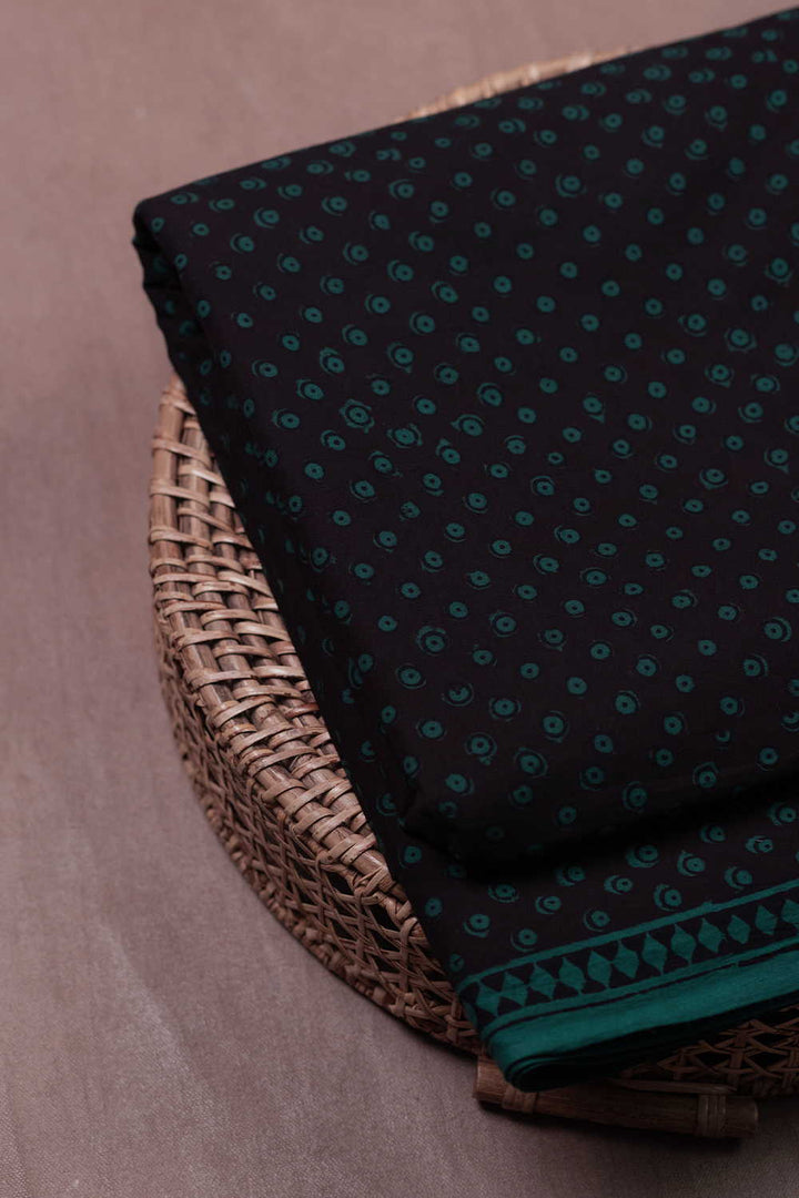 Bagh Fabric - Matkatus 