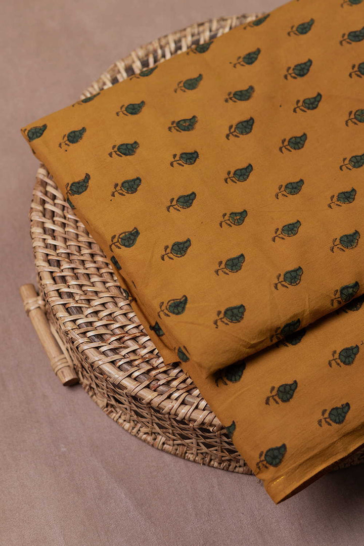 Block Printed Fabric - Matkatus 