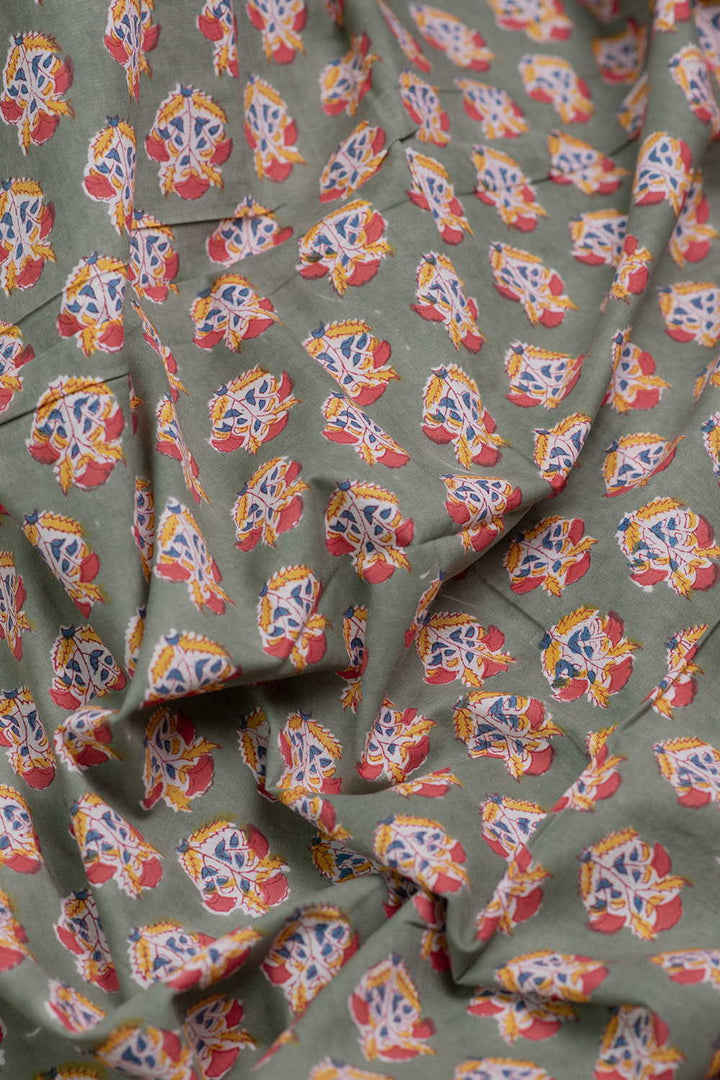 Block printed fabrics - Matkatus 