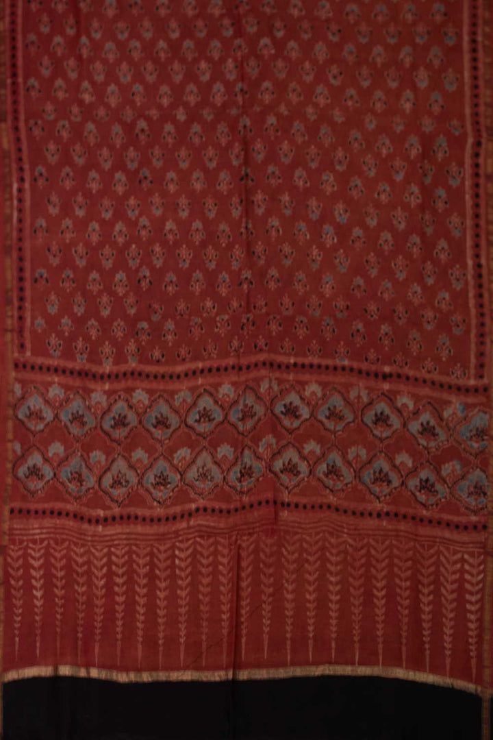 Unstitched Suits - Matkatus 