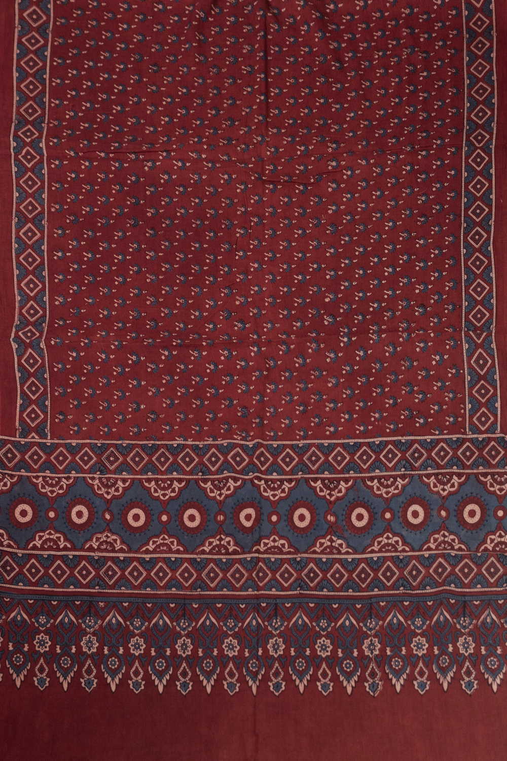 Ajrak Print Dupatta - Matkatus 