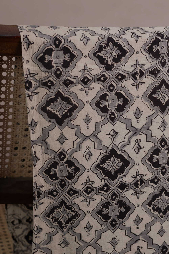 Kalamkari Fabrics-Matkatus