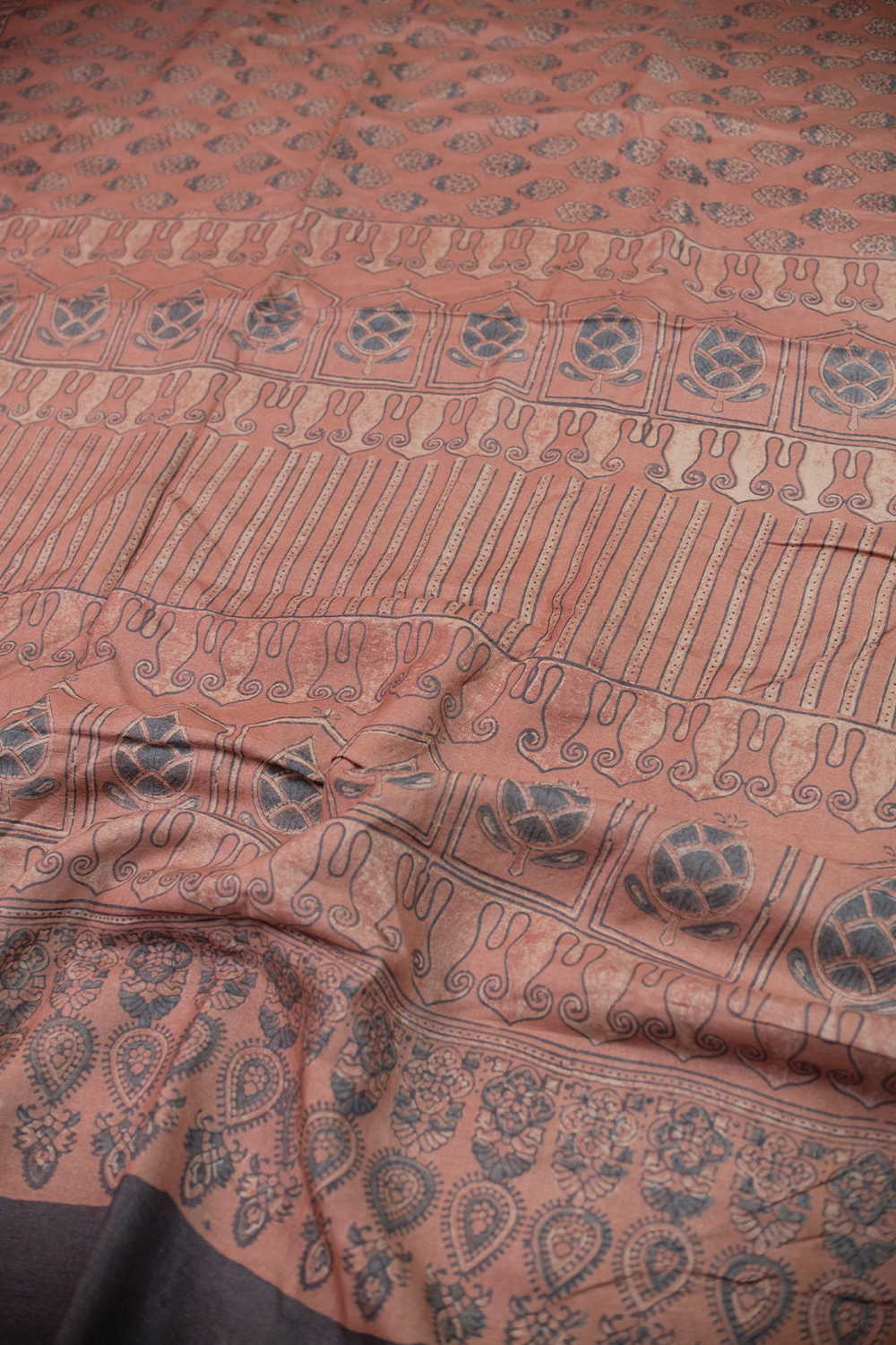 Sarees - Matkatus