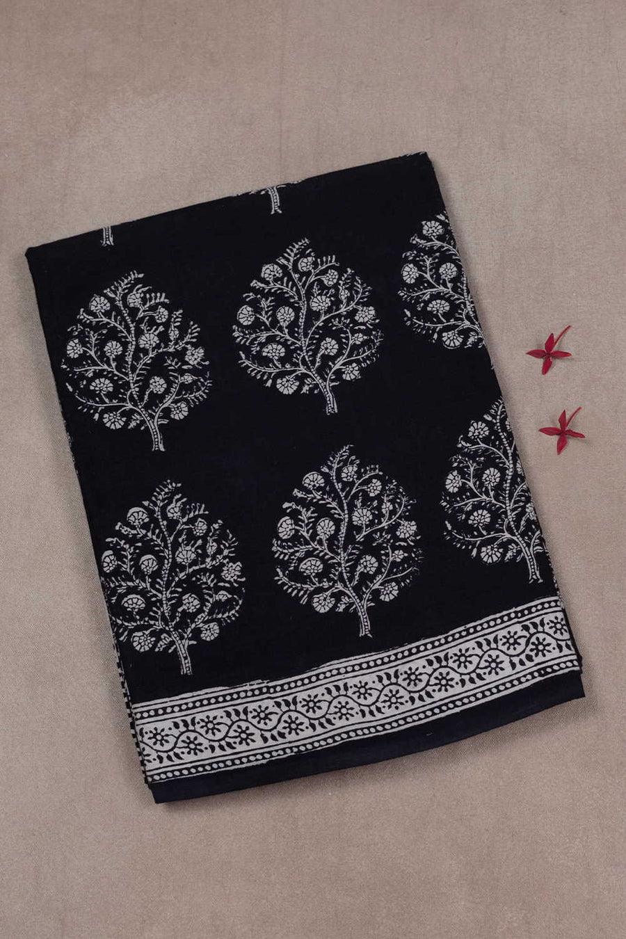 Traditional Handpicked Bagh Print Cotton Sarees with fine quality Cotton - Blue and Red main image 1