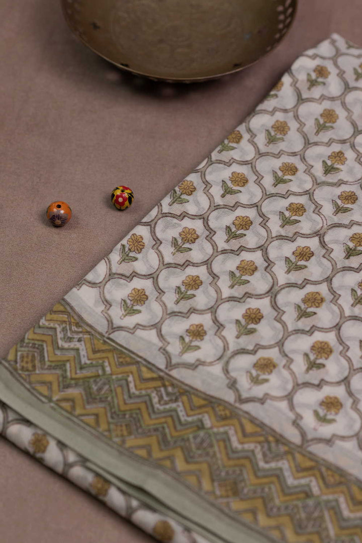 Mul Mul Cotton Saree - Matkatus 