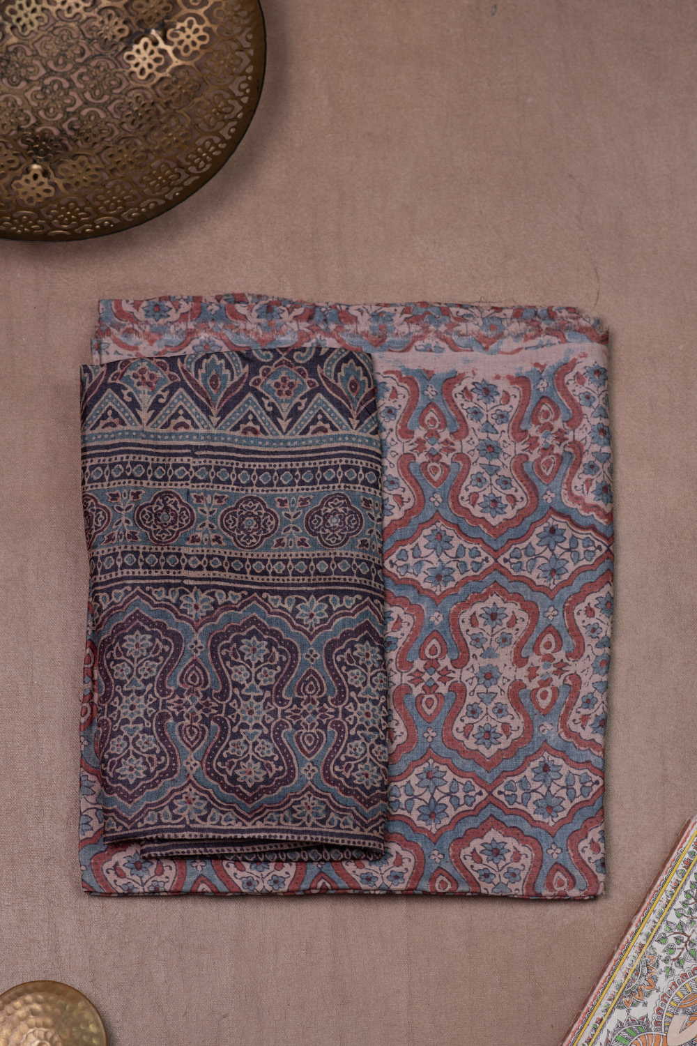 Tussar Suits - Matkatus