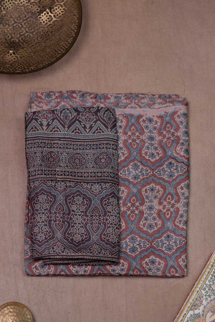 Tussar Suits - Matkatus