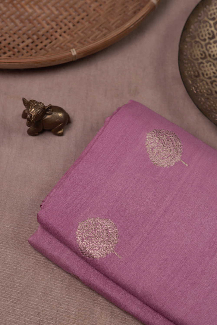 Silk Fabric - Matkatus 