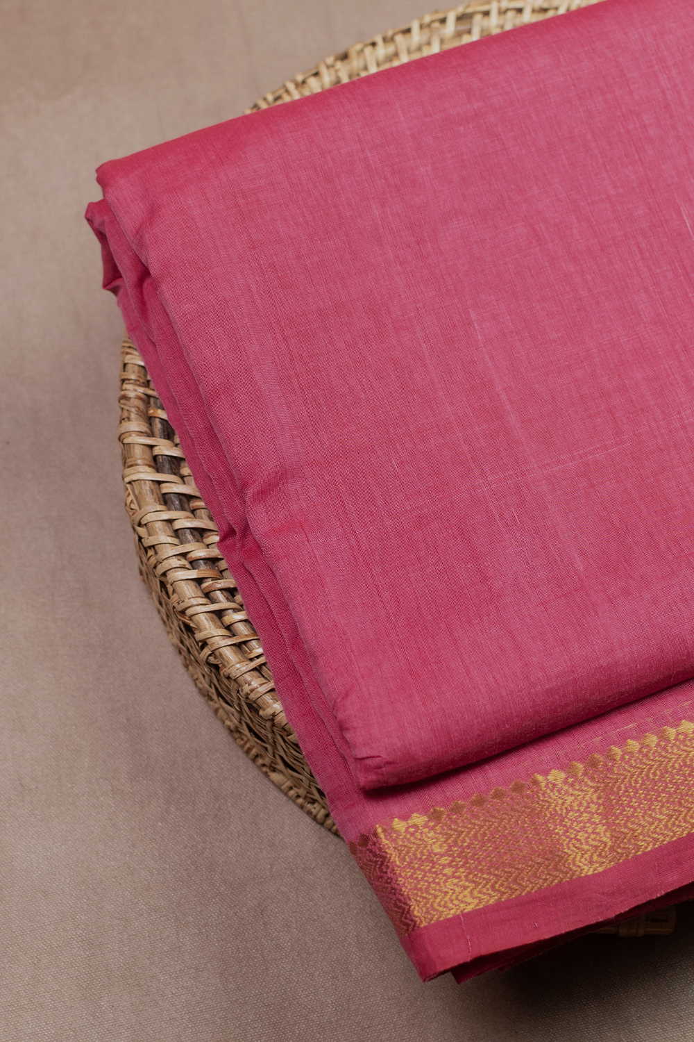 Mangalagiri Plain Fabric -Matkatus