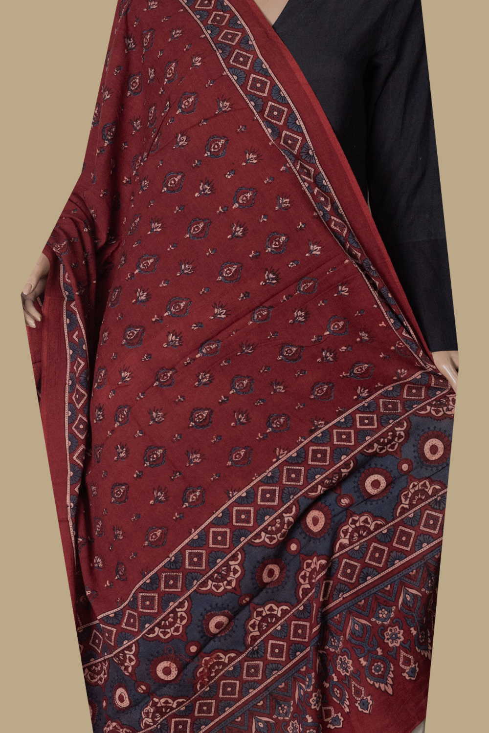 Ajrak Dupatta - Matkatus