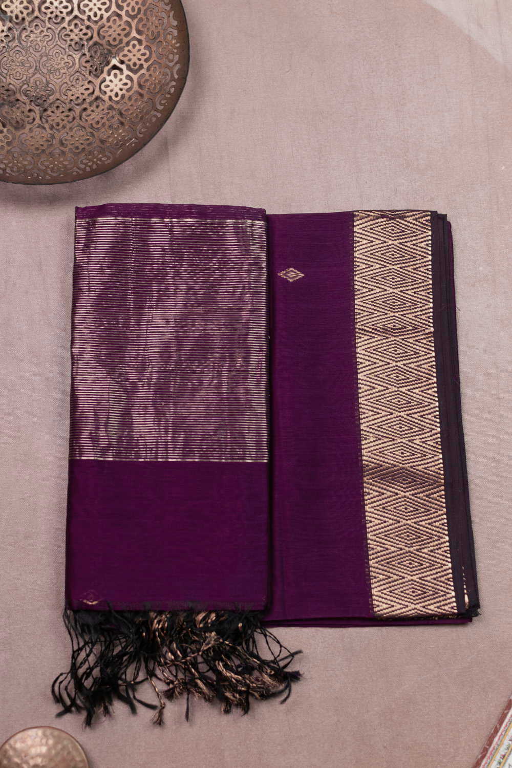 Top and Dupatta - Matkatus