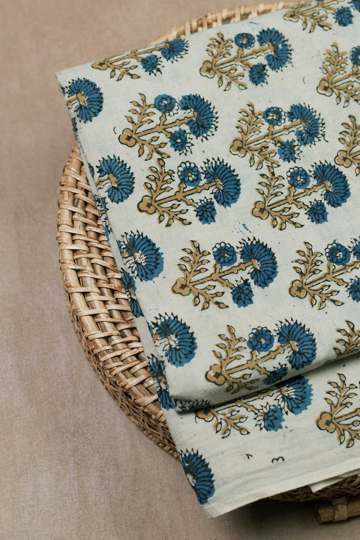 Ajrak Fabrics - Matkatus
