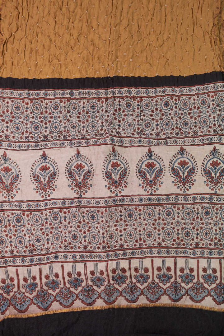 Ajrak Saree - Matkatus
