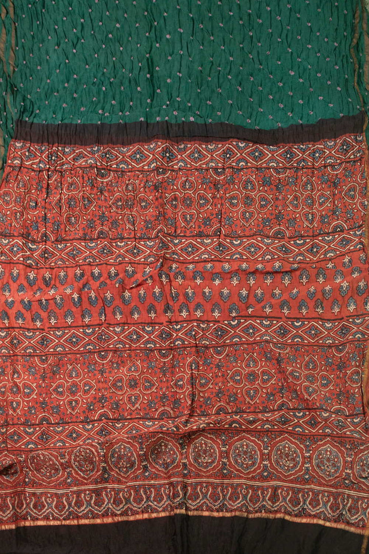 Sarees - Matkatus