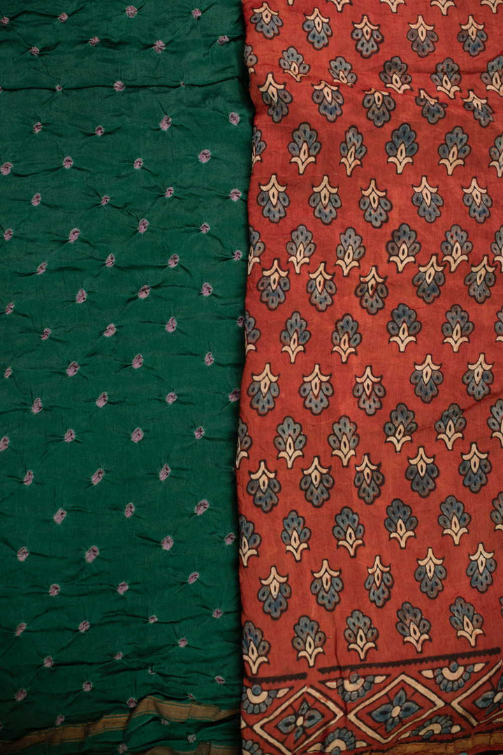 Ajrak Saree - Matkatus