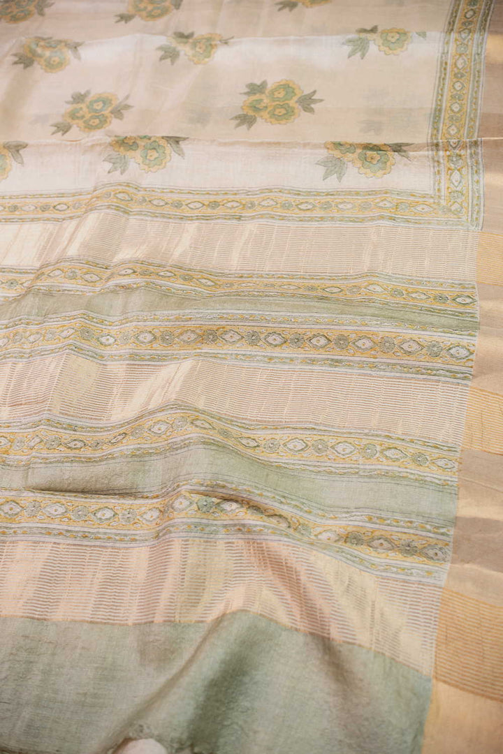Sarees - Matkatus 