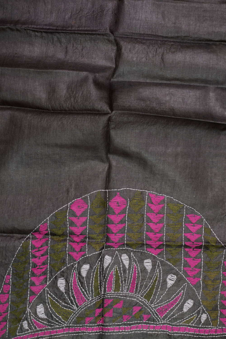 Embroidered Blouse - Matkatus 