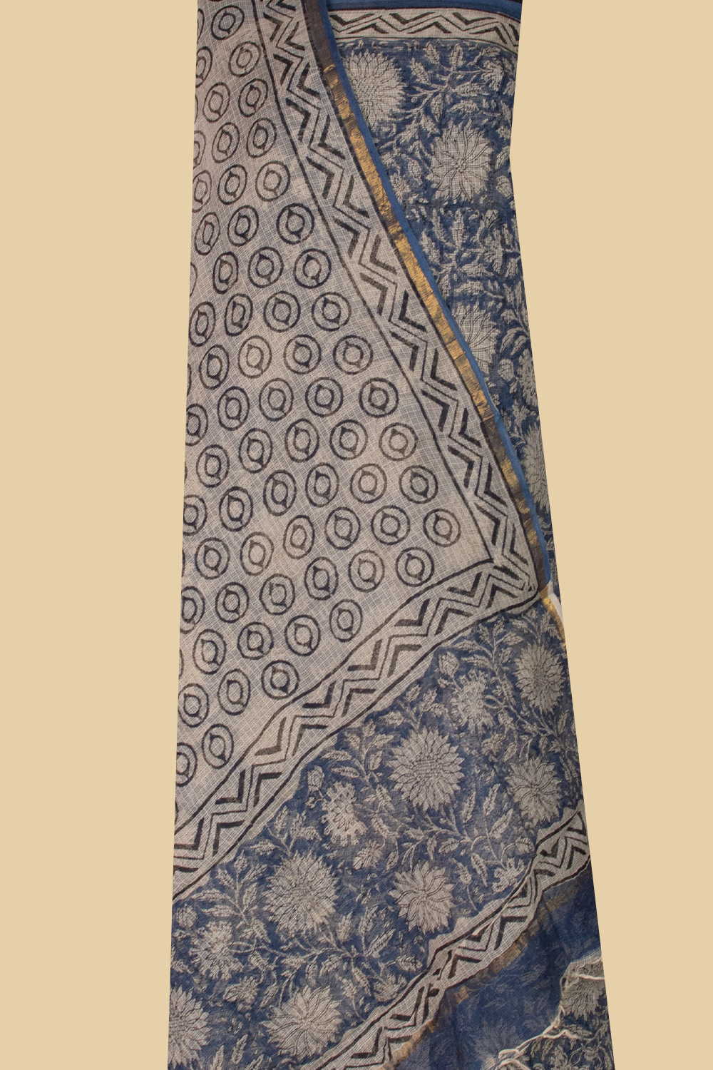 Unstitched Suits - Matkatus 