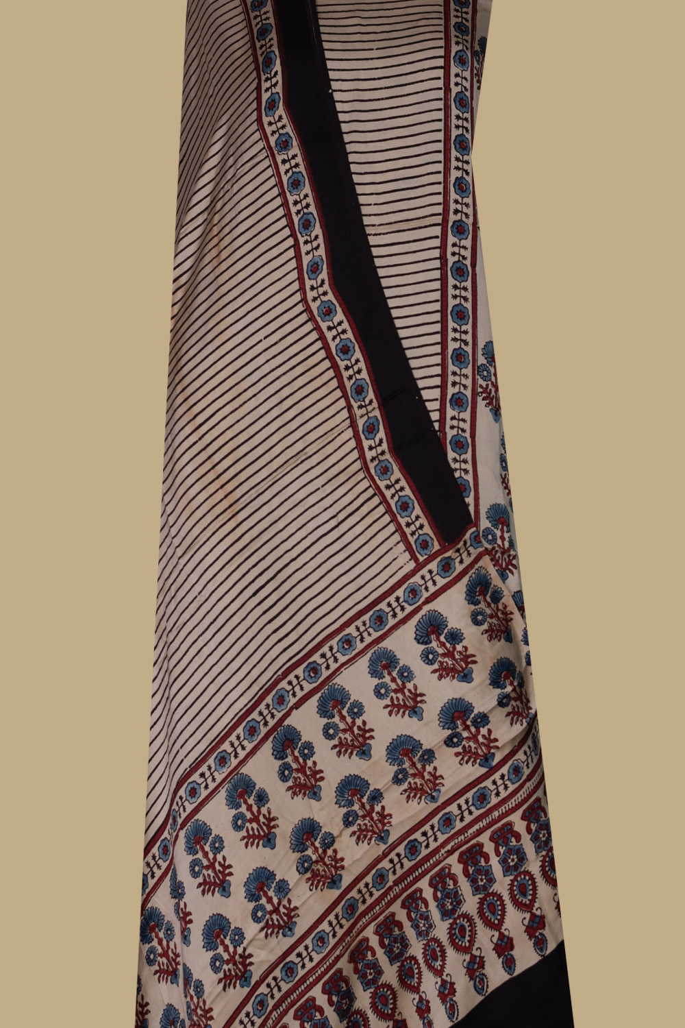 Unstitched Suits - Matkatus 