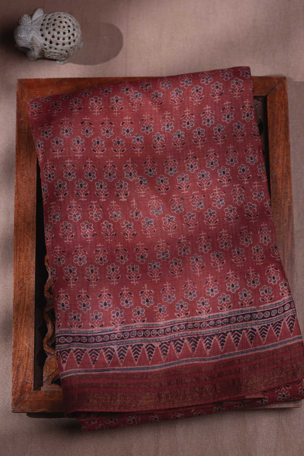 Ajrak Saree - Matkatus 