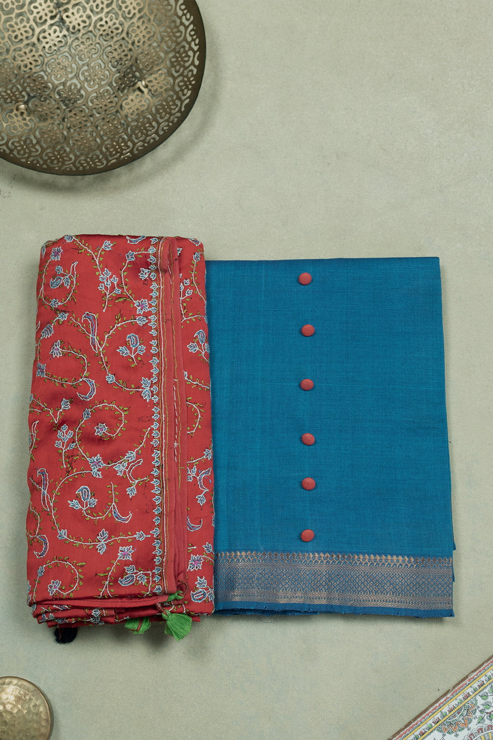 Top & Dupatta-Matkatus