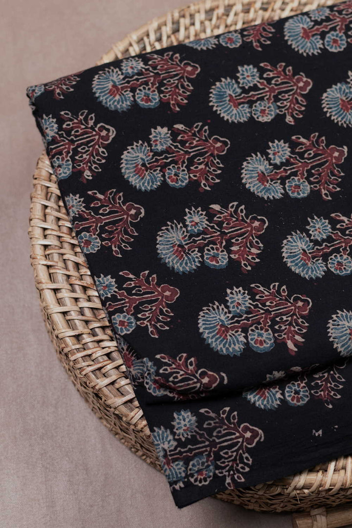 Cotton Fabric-Matkatus