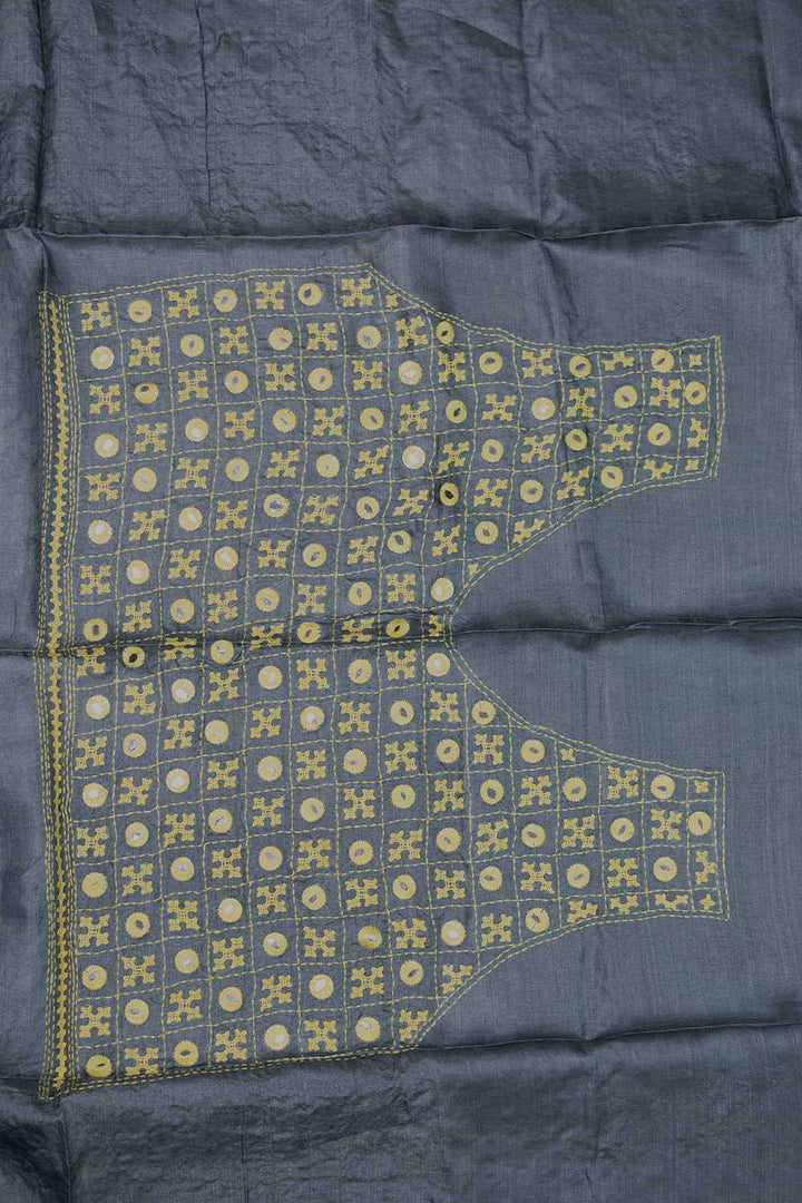 Kantha Blouse Pieces - Matkatus 