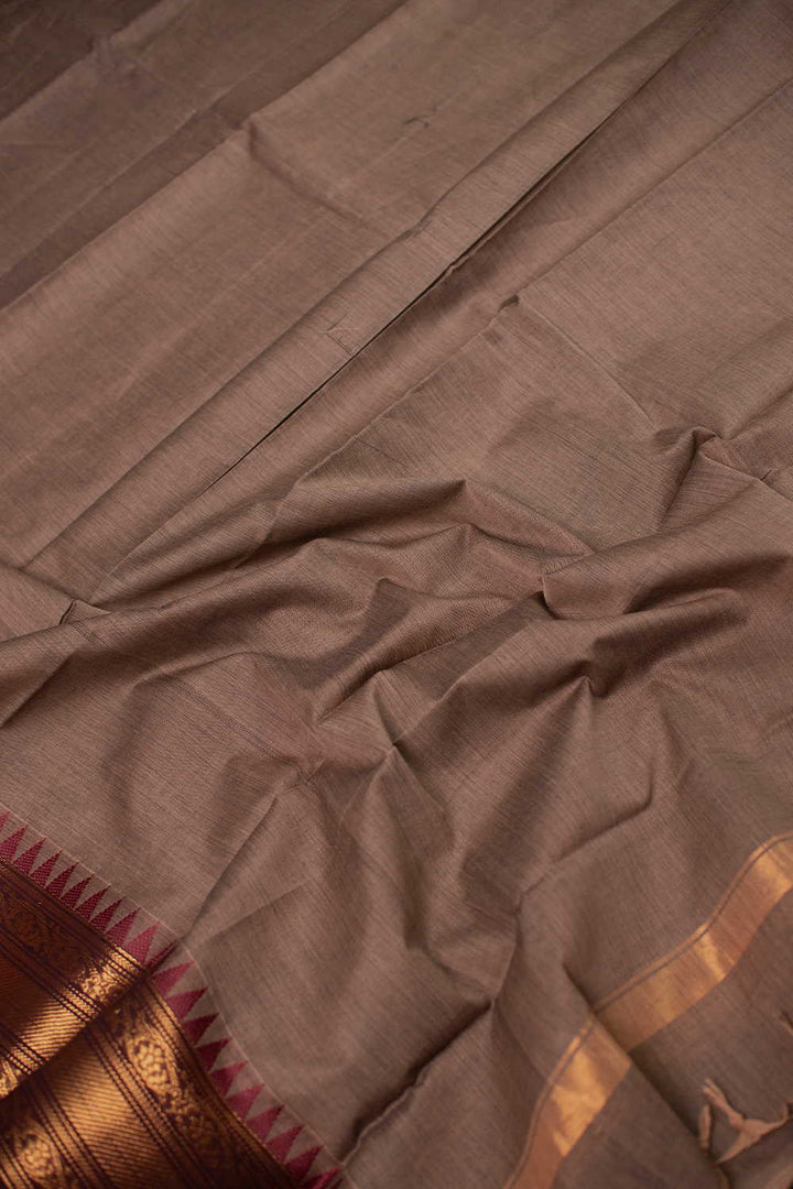 Dupattas - Matkatus