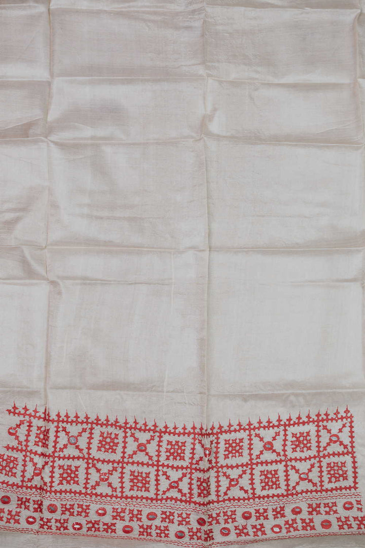 Embroidered Blouse - Matkatus 