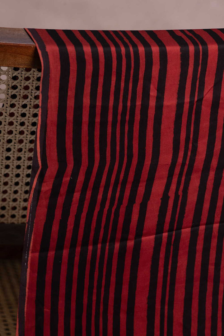 Silk Fabrics - Matkatus 