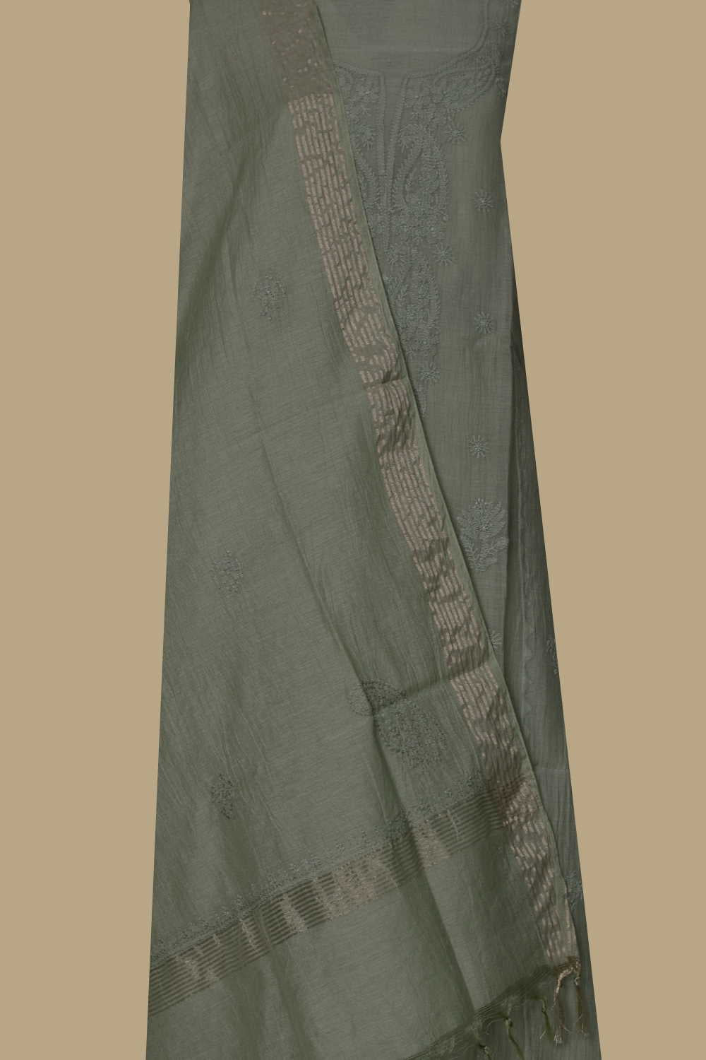 Embroidered Suits - Matkatus 