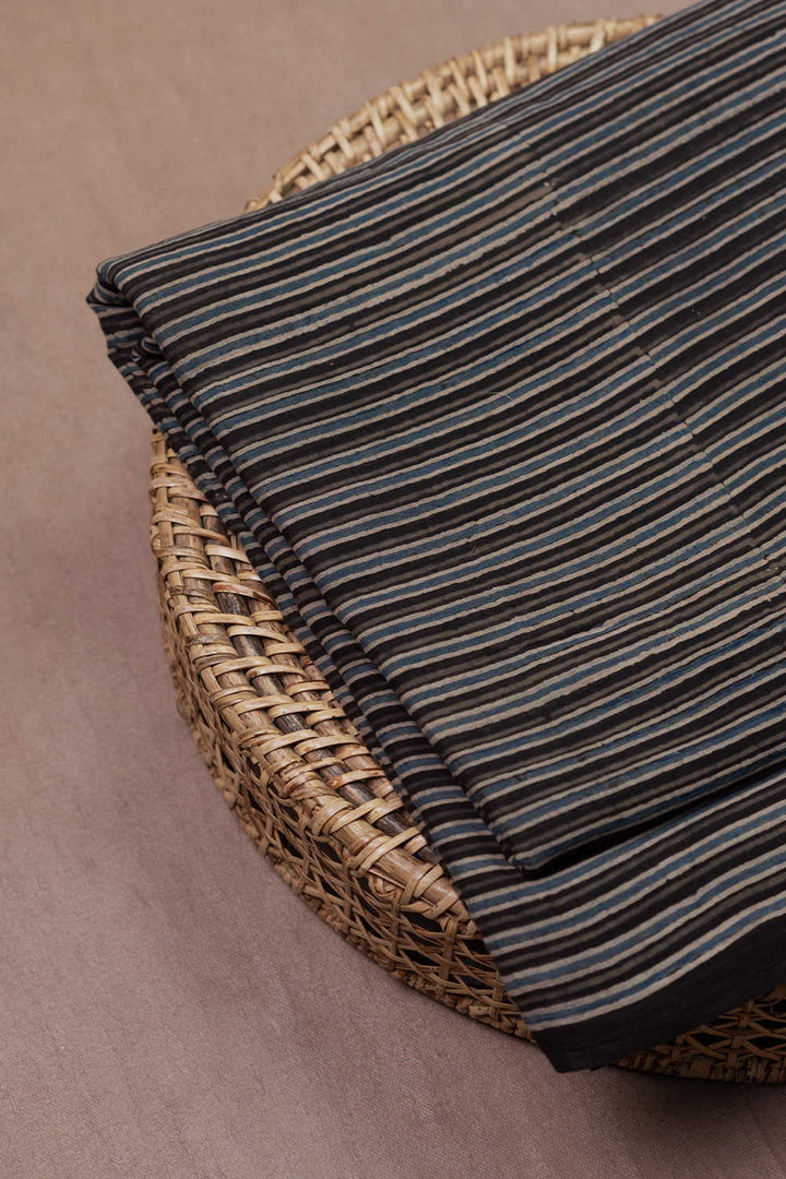 Ajrak fabrics - Matkatus