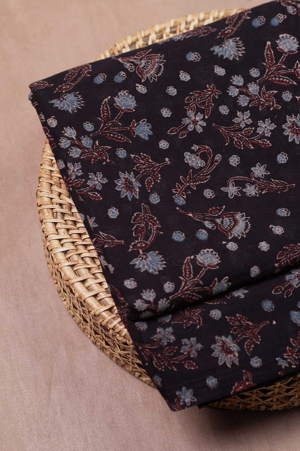 Ajrak fabrics - Matkatus