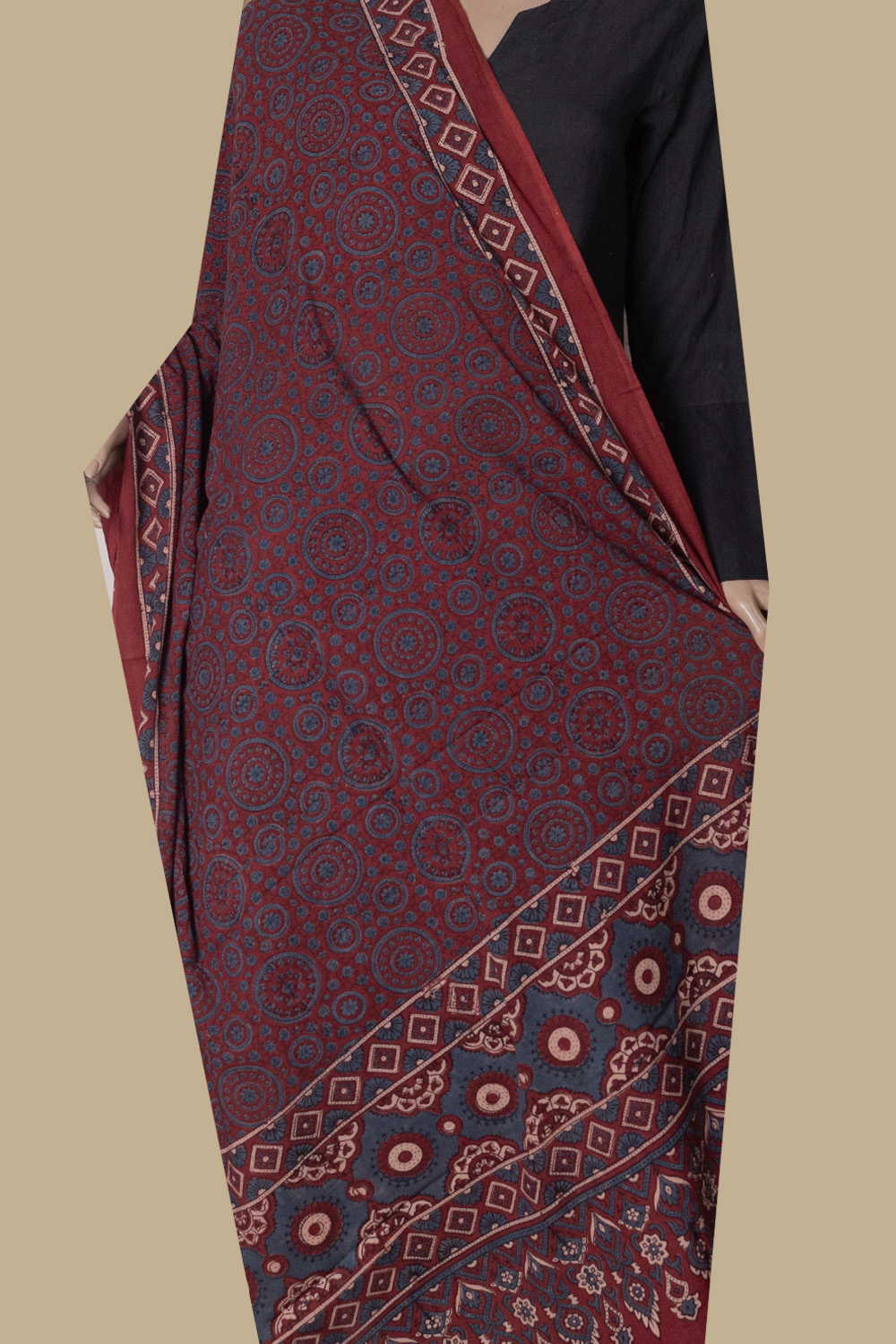 Ajrak Dupatta - Matkatus