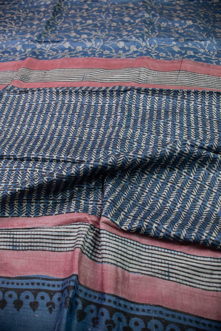 Sarees - Matkatus 